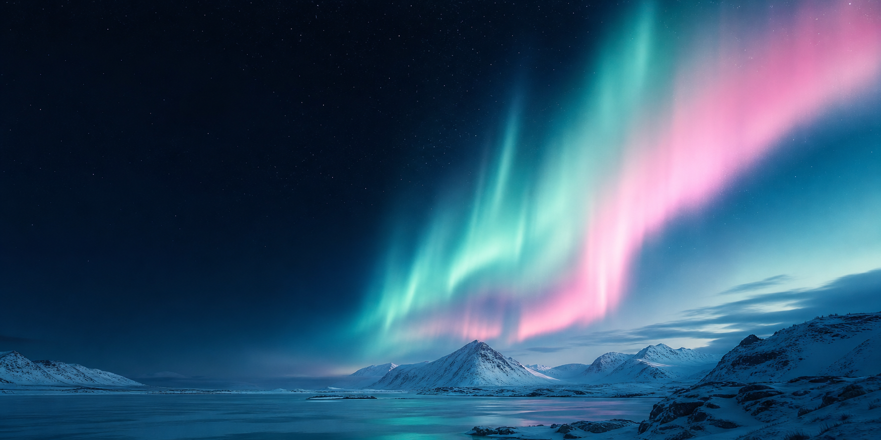 Arctic aurora over a silent snowy horizon